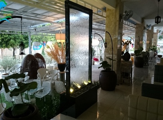 THÁC NƯỚC TRÊN KÍNH ( 1m2x 2m4 )
